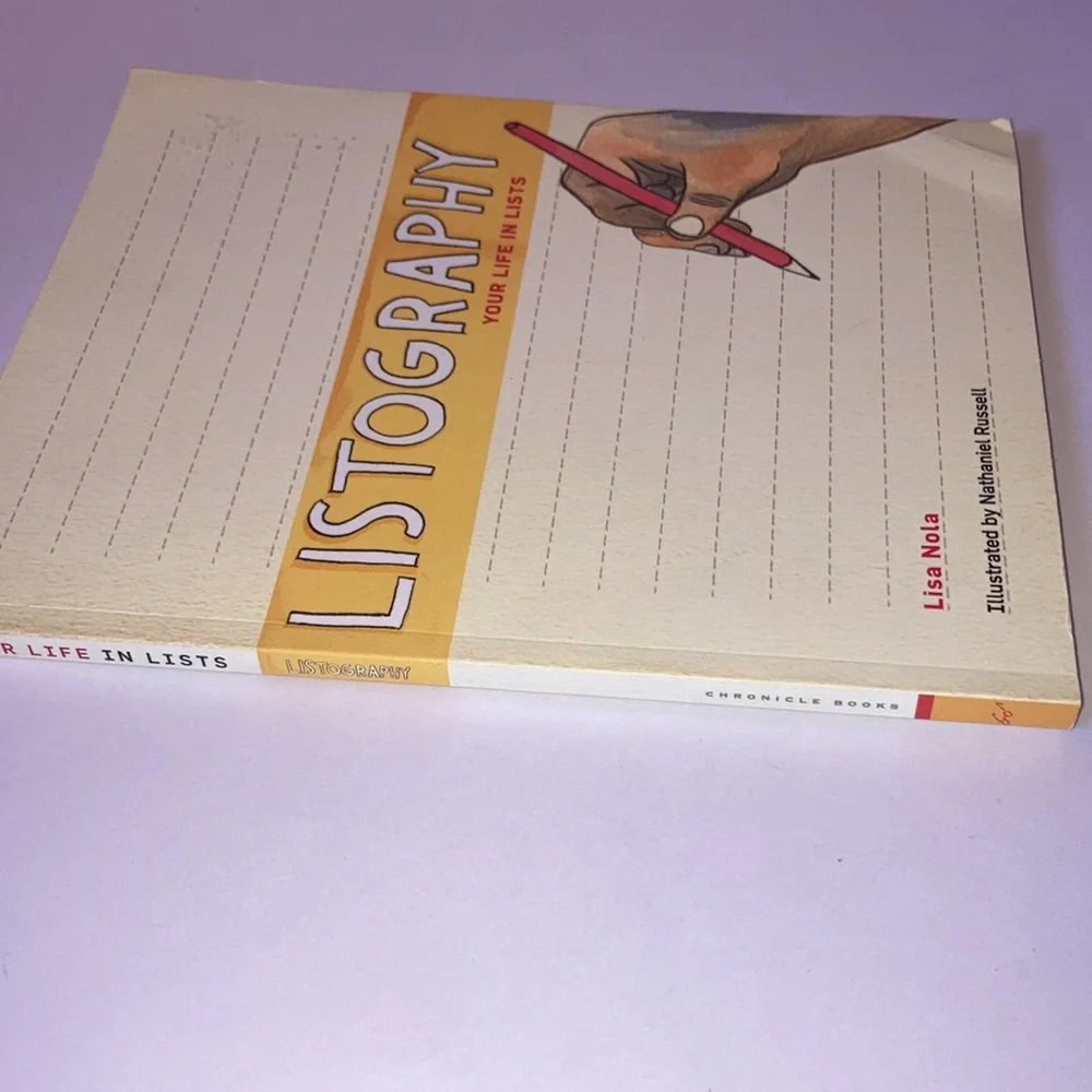 LISTOGRAPHY Your Life in Lists Paperback Journal Book by Lisa Nolan Like NEW